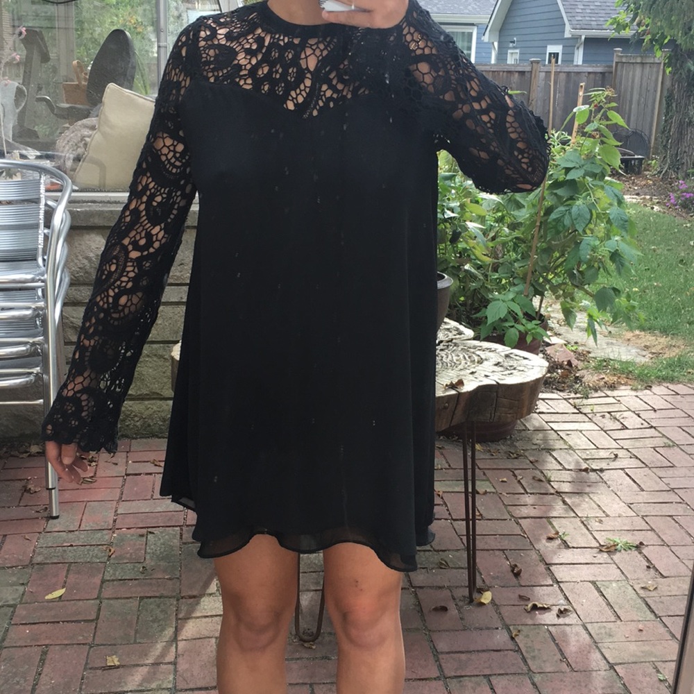 ATINA CRISTINA BLACK DRESS w slit underneath